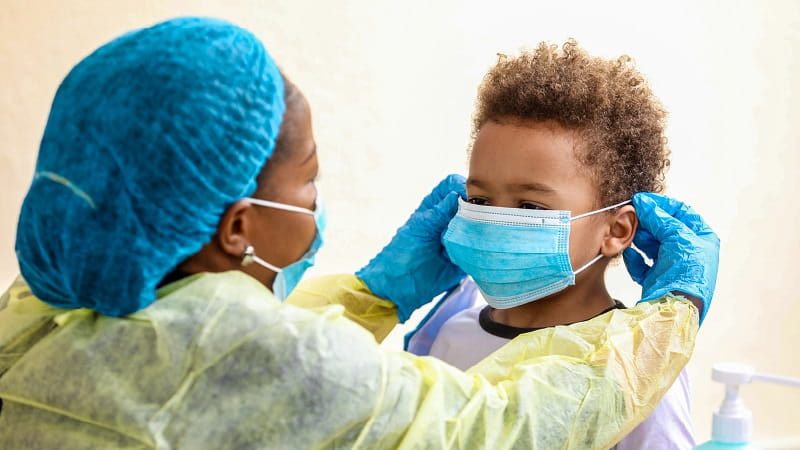 consulta COVID de paciente infantil